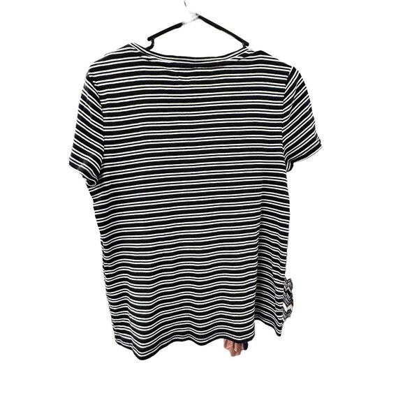 🌸3/$15🌸Blue and White Tommy Striped Shirt with Denim Blue Front Pocket sz L - Picture 2 of 5